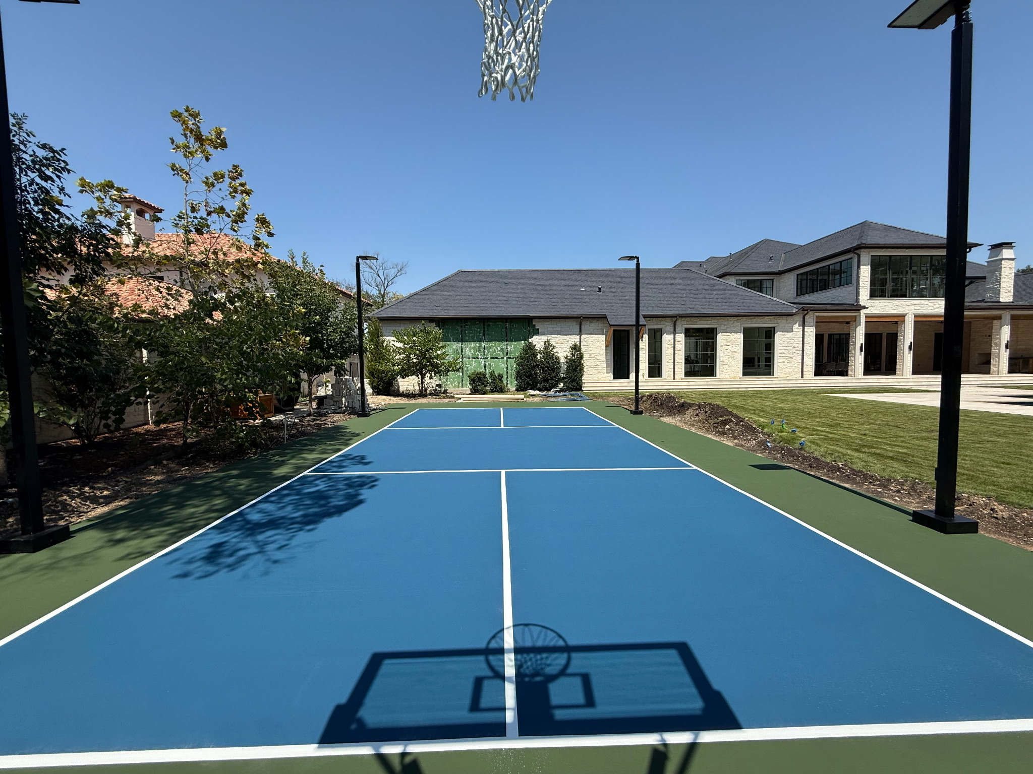 Multi-game court